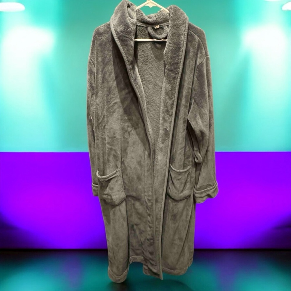 Men's Gray Teddy robe large XL